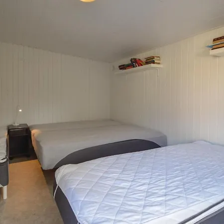 Three-bedroom Holiday In * נקסקוב